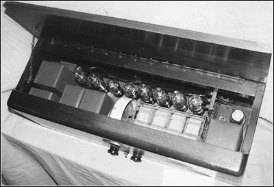 A top view of the 9-tube Wurlitzer